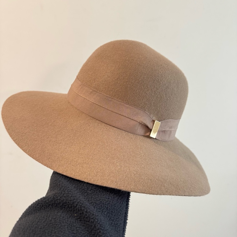 NWT Nine West 100% Wool Felt‎ Taupe Hat One Size